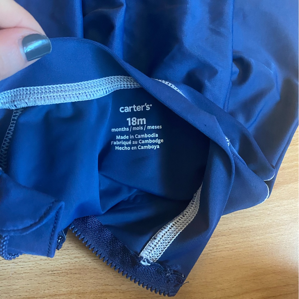 Quarter-zip Rashguard - Picture 3 of 3